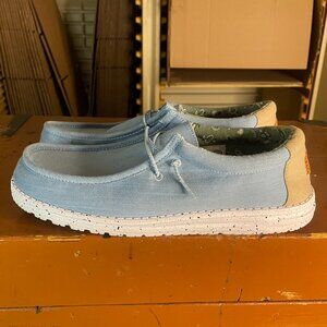 HEY DUDE Men's Size 11 Wally Washed Canvas Slip-On Sky Blue Casual Shoes